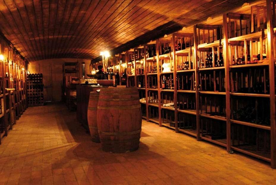 朱比雷欧酒店 皮诺拉瓦 外观 照片